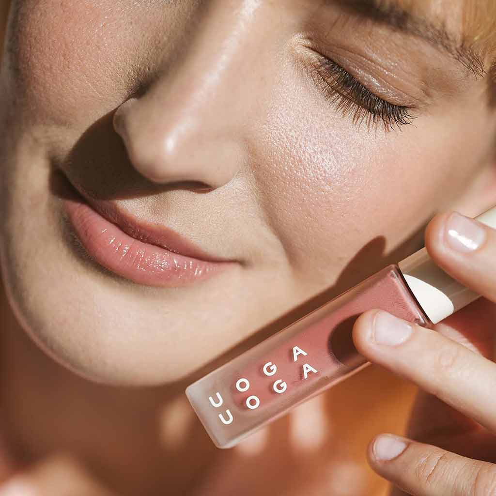 Outlet Uoga Uoga Lip Gloss Huulikiilto 5ml - 625 Foxberry