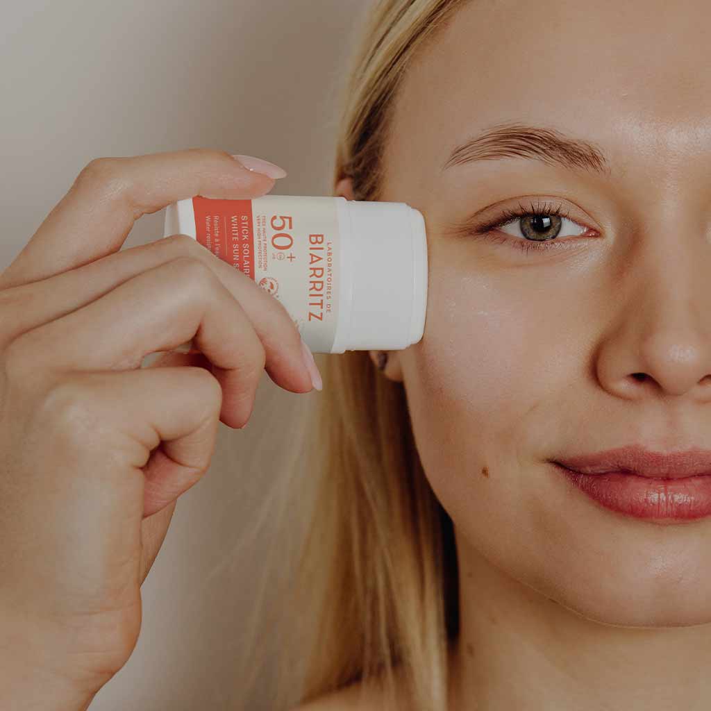 Laboratoires de Biarritz Aurinkovoidepuikko SPF50+ 12g - Valkoinen