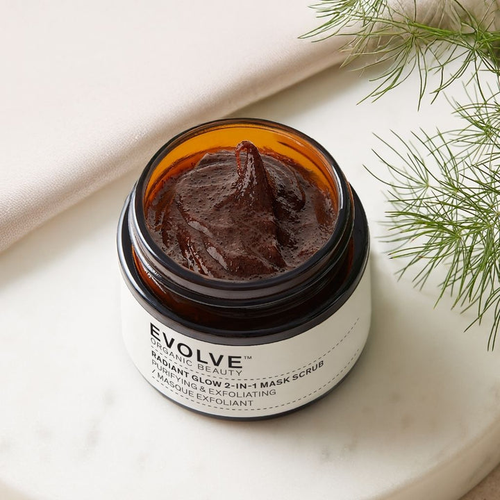 Evolve Organic Beauty Radiant Glow 2-in-1 Mask Scrub Kasvonaamio 60ml