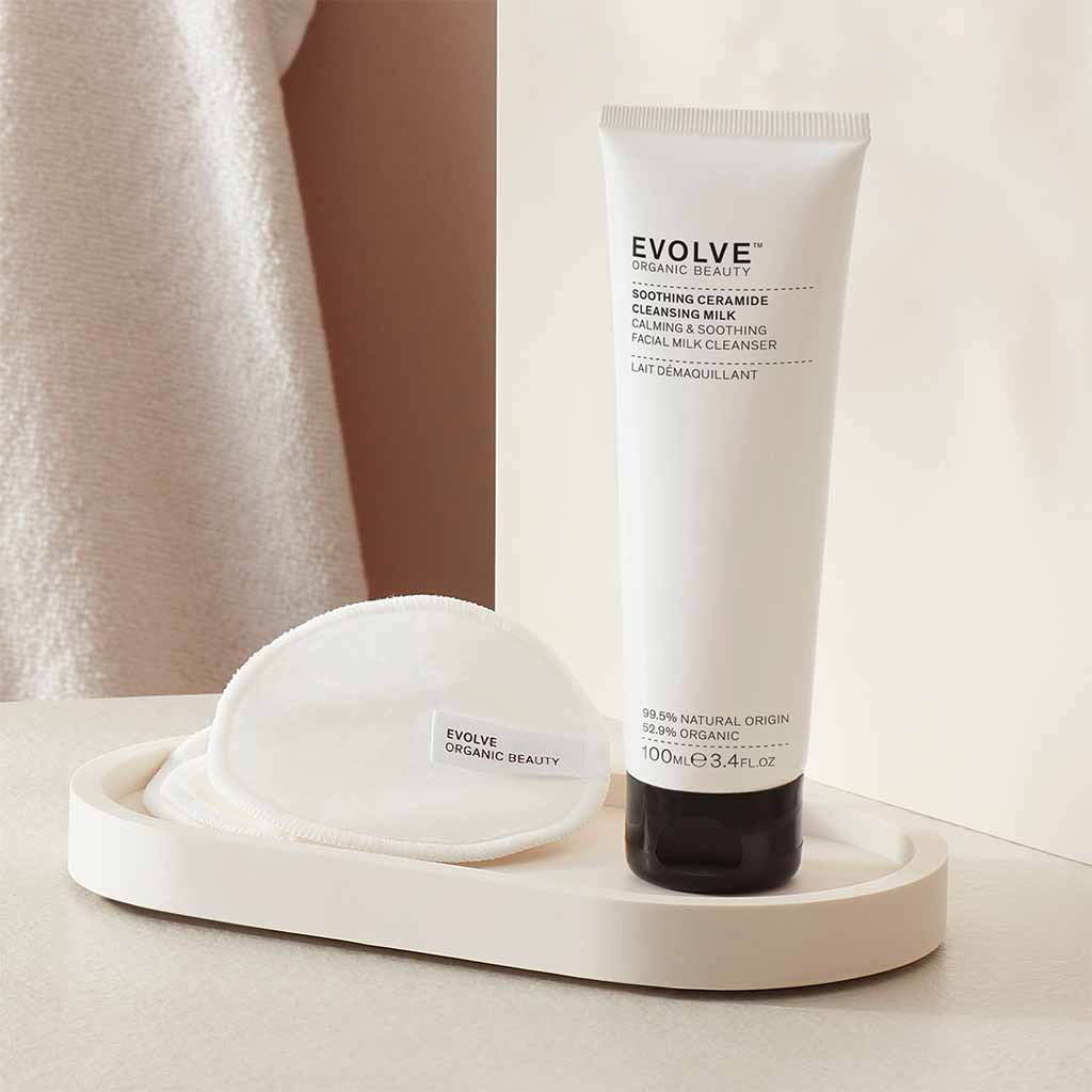 Evolve Organic Beauty Soothing Ceramide Cleansing Milk Puhdistusemulsio 100ml