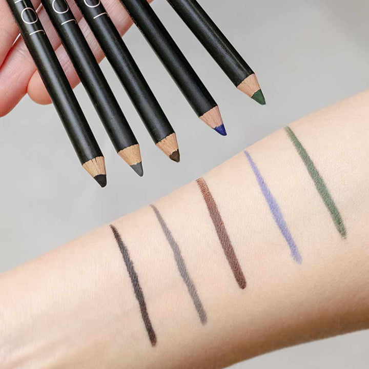 JOIK Organic Eye Pencil Silmänrajauskynä 1,1g - 01 Black