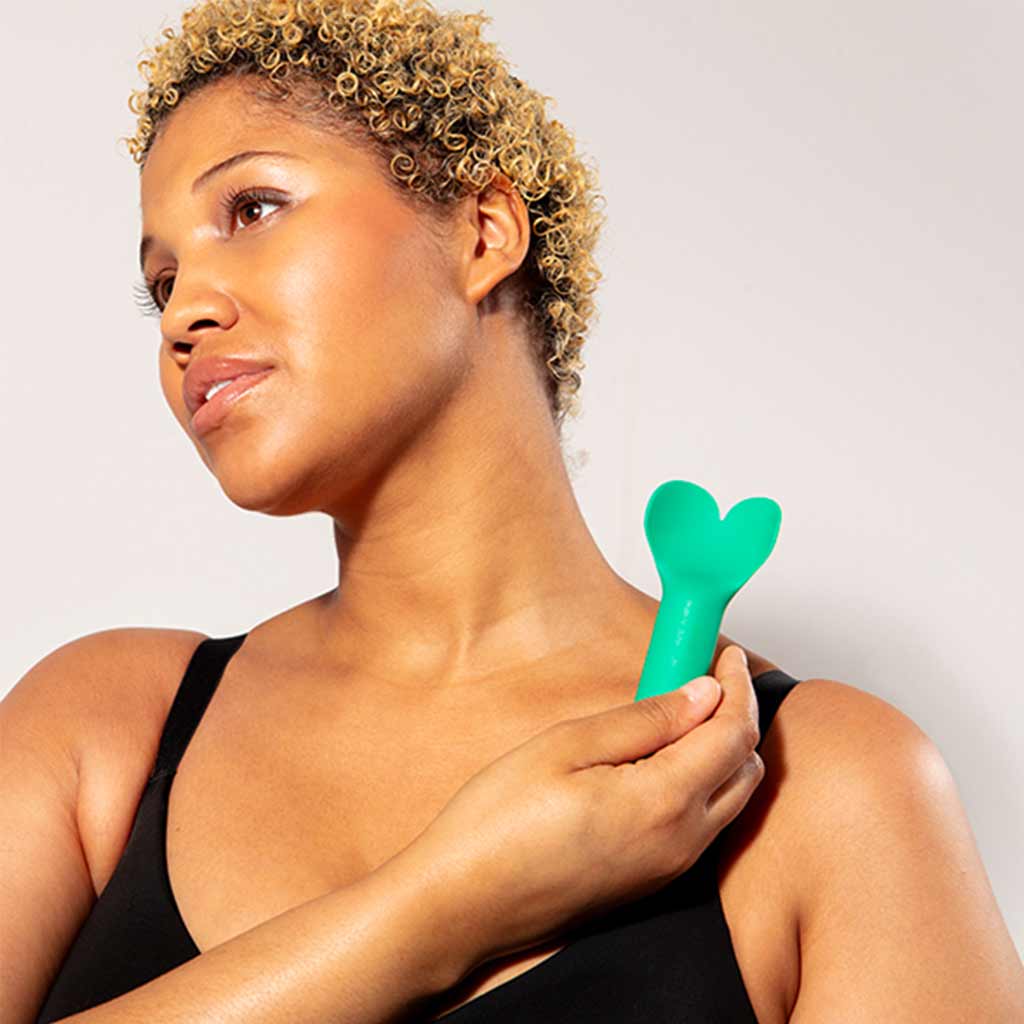 Je Joue Amour Bullet Vibrator with Fluttering Heart Tip - Emerald Green