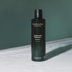 Madara Gloss & Vibrance shampoo normaaleille hiuksille 200ml